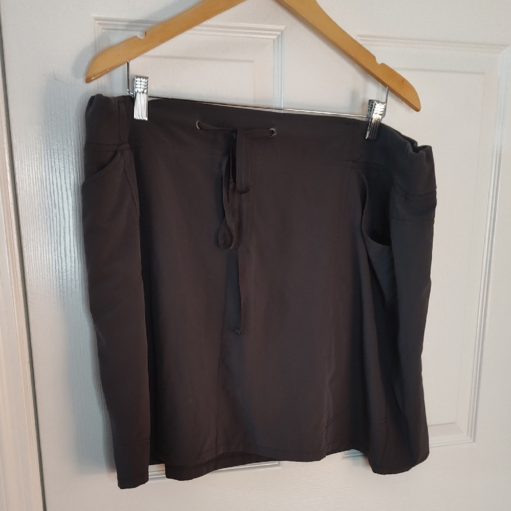 Gray Skort 20W
